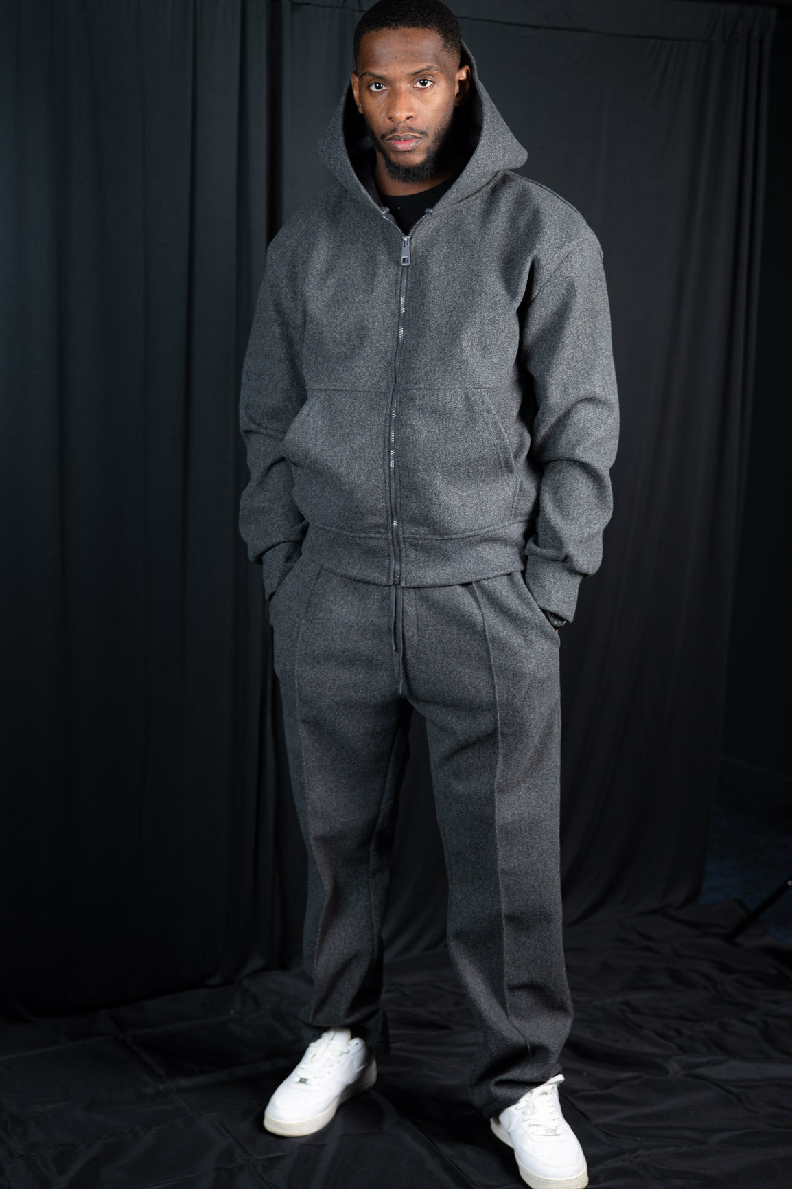 HOODED JACKET ZIP 8272